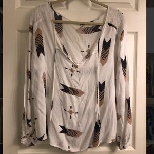 BB Dakota long sleeve top